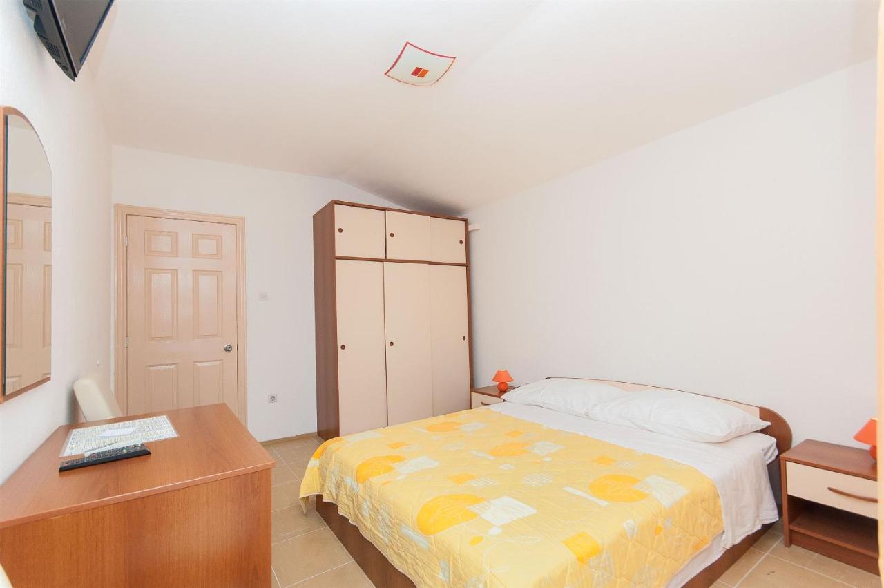 Apartments Ante Макарска Екстериор снимка