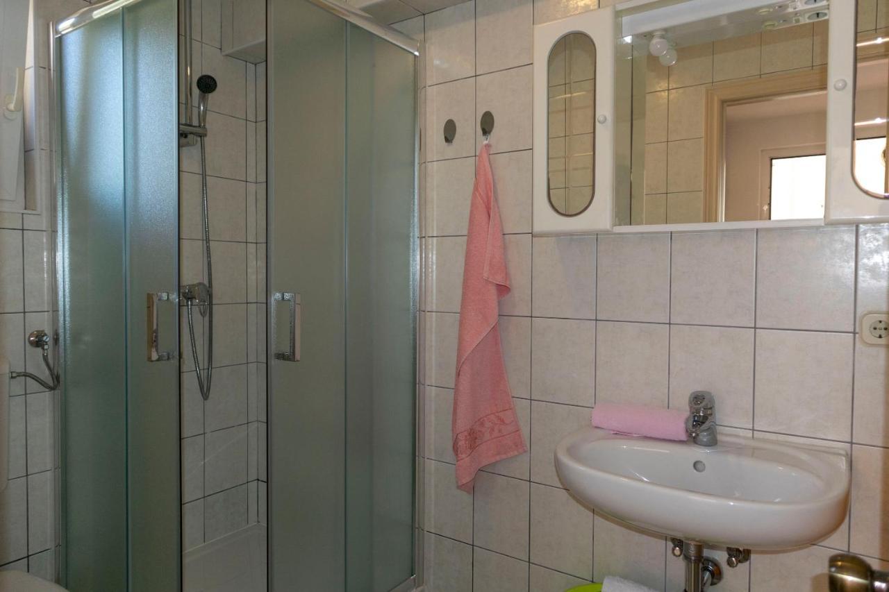 Apartments Ante Макарска Екстериор снимка
